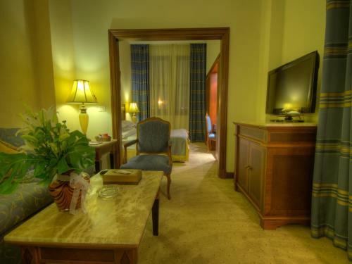 Le Patio Boutique Hotel Downtown