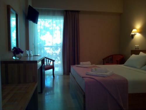 Hotel Marzi Beach And Bungalows
