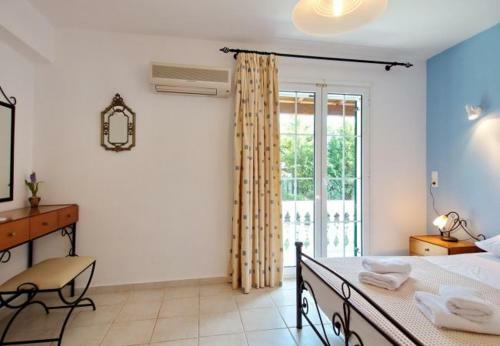 Kleismata Villa Sleeps 5 With Pool And Air Con