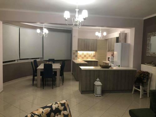 Apartamento Faidra's House