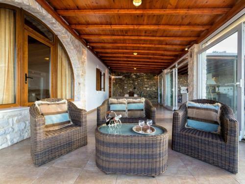 Elegant Villa In Paros With Veranda And Balcony