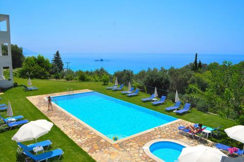 Apartamento Studios With Pool "adonis"