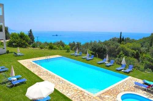 Apartamento Luxus Ferienwohnung In Pelekas Strand Mit Pool Adonis