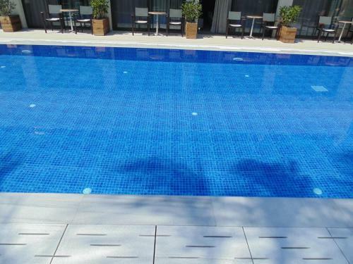 Apartamento Paradise Hotel & Bar