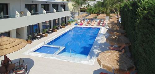 Apartamento Paradise Hotel & Bar