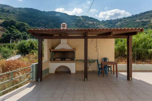 House Just On The Beach -included 2 Canoe, 2 Bicycles