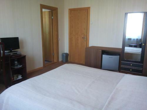 Home Hotel