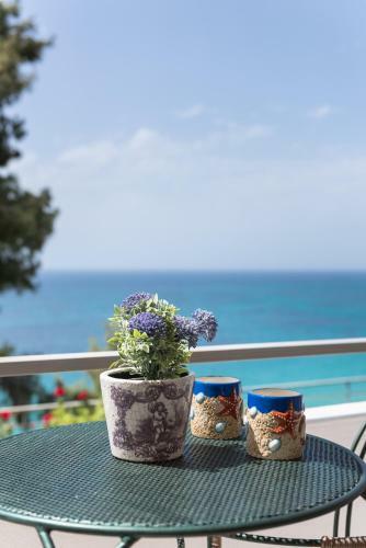 #luxlikehome - Azure Sea View House