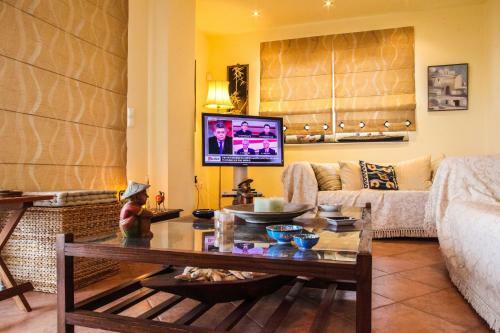 Villa Secluded Residence With Fireplace Close To Beach