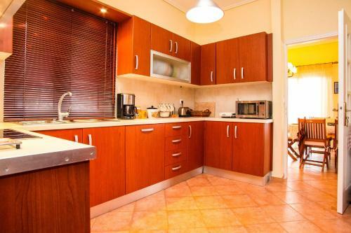 Villa Secluded Residence With Fireplace Close To Beach