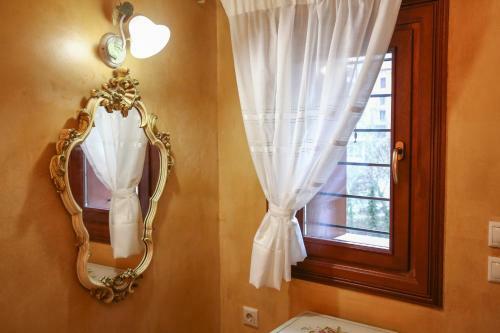Hostal The House By The River Luxury Villa