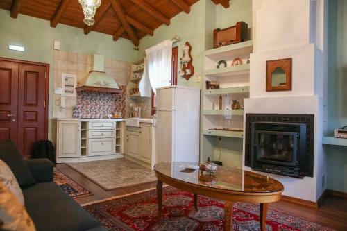 Hostal The House By The River Luxury Villa