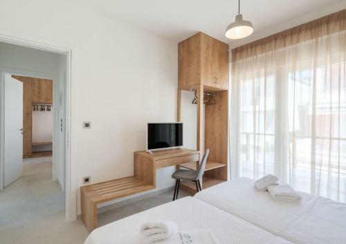 Hostal Costa Vasia Suites And Apartments