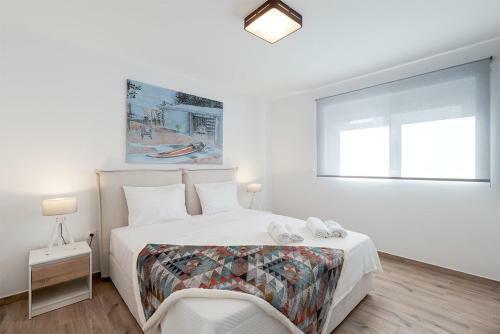 Hostal Costa Vasia Suites And Apartments