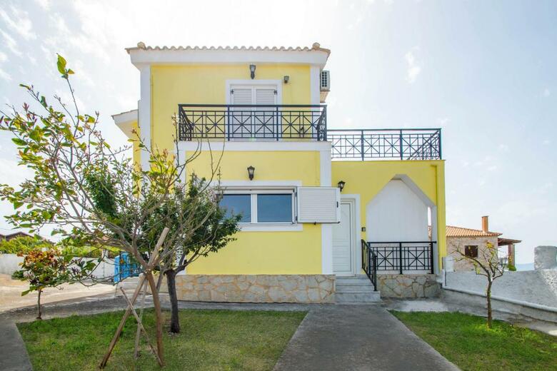 Villa Gousetis On The Beach