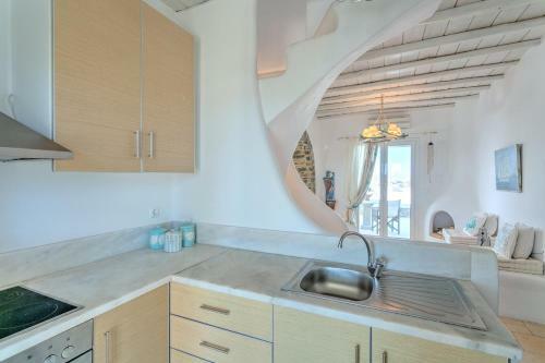 Kanalia Villa Sleeps 10 With Pool And Air Con