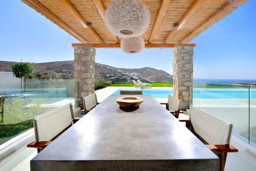 Villa In Elia Sleeps 8 With Pool And Air Con