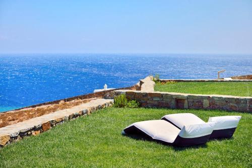 Elia Villa Sleeps 5 With Pool And Air Con