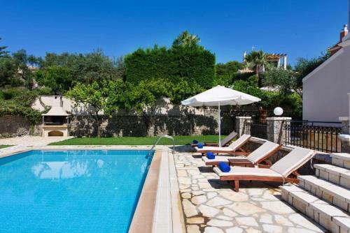 Luxury Corfu Villa Villa Lemonia Private Pool 5 Bdr Dassia