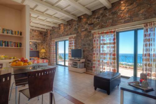 Meliti Sunset View & Private Pool Villa With Jacuzzi 4 Couples