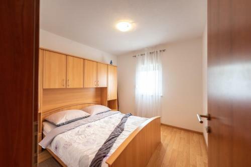 Hostal Apartments Karen