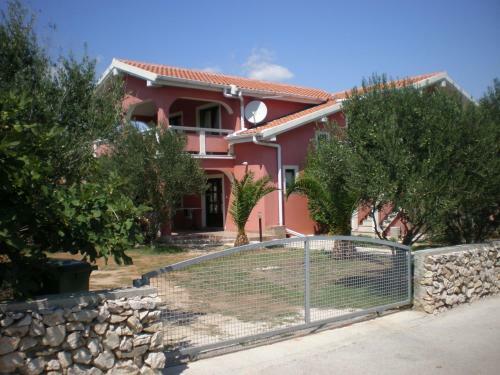 Apartamento Holiday Home 193472