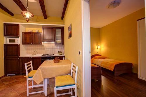 Visignano Villa Sleeps 6 Pool Air Con Wifi