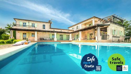 Villa Romana - Luxury Villa With Swimming Pool