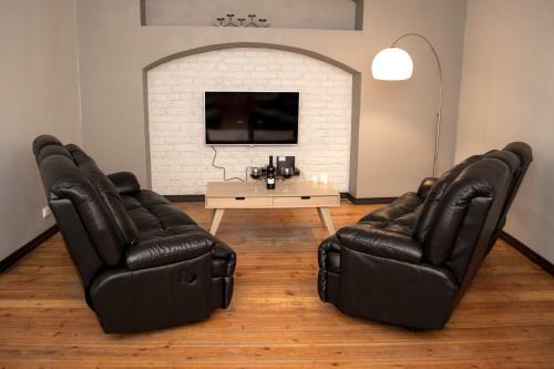 Large Vacation Apartment In The Old Town