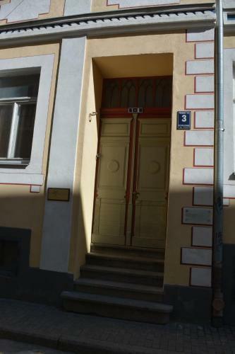 Large Vacation Apartment In The Old Town