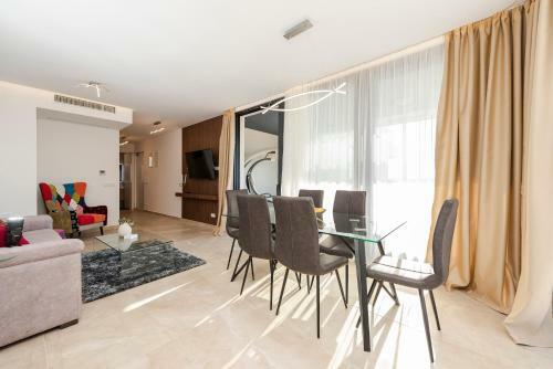 Apartamentos Villa Tadic