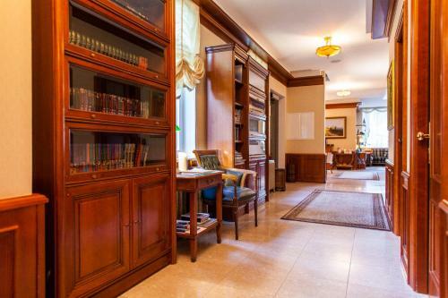 Tb Palace Hotel & Spa