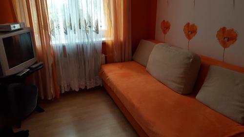 Hostal Naiza Guesthouse And Apartments