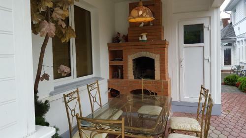 Hostal Naiza Guesthouse And Apartments