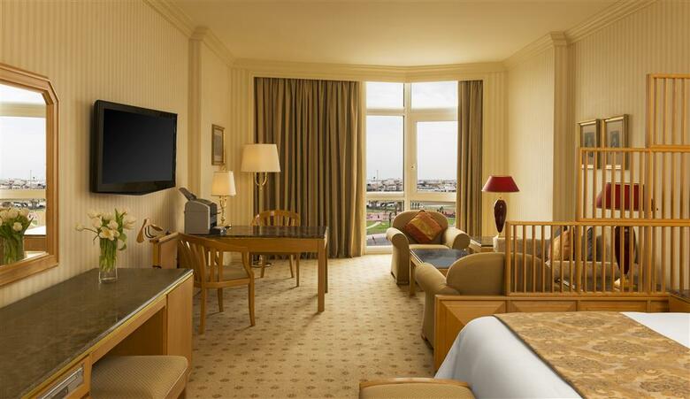 Sheraton Kuwait, A Luxury Collection Hotel
