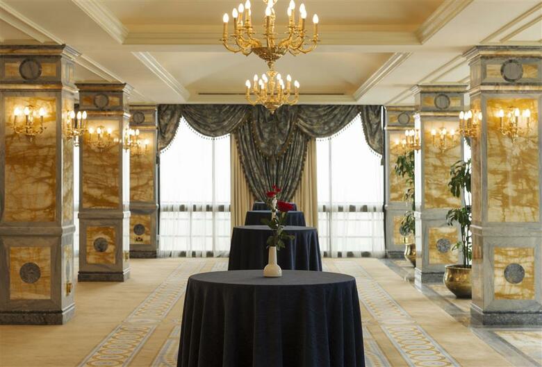 Sheraton Kuwait, A Luxury Collection Hotel