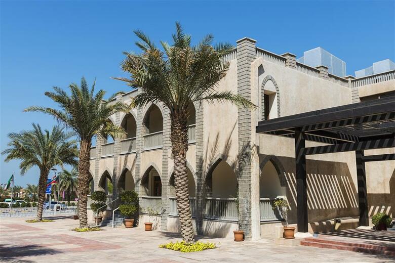 Sheraton Kuwait, A Luxury Collection Hotel