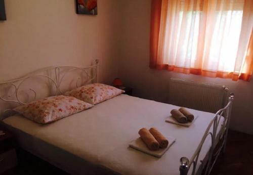 Hostal Apts And Rooms Ognjen- Family Friendly