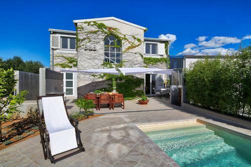 Beautiful Villa B&b, In Dalmatia, With A Pool