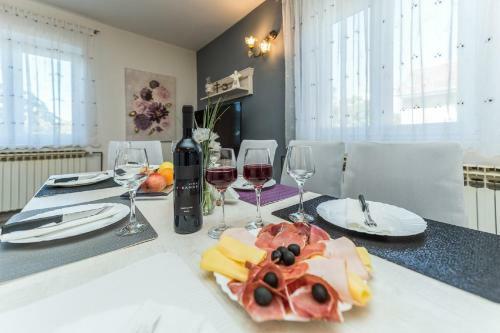 Villa Holiday House Kula Tebaldi