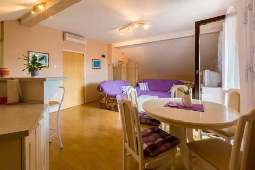 Apartamentos Mare 1