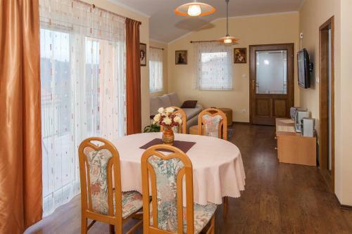 Spacious Villa Kostelj In Unique Location