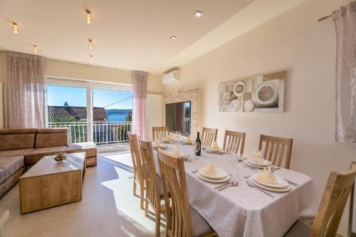 Abros Apartments