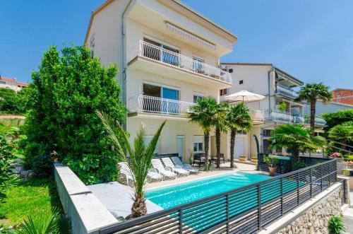 Abros Apartments