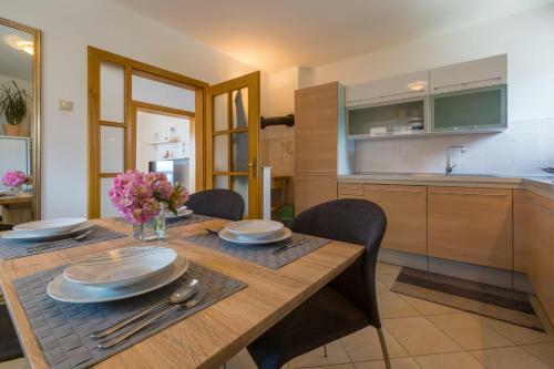 Apartamentos Amila