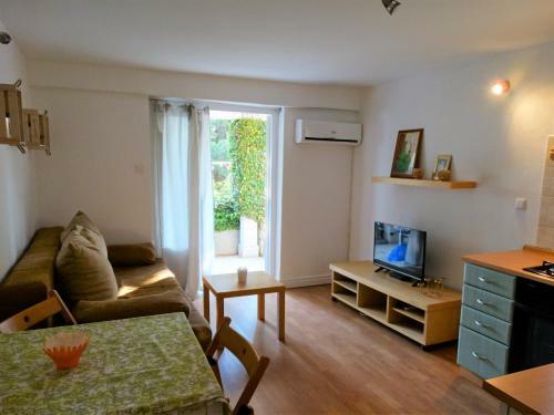 Hostal Apartments And Rooms Marijan