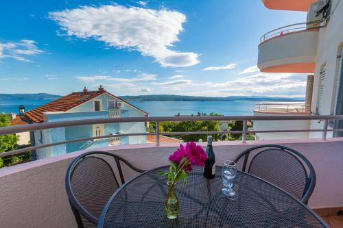 Apartamentos Bucar