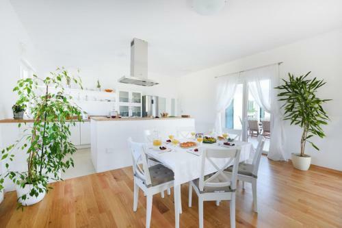Villa Anica