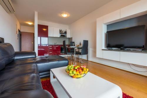 Apartment Ante