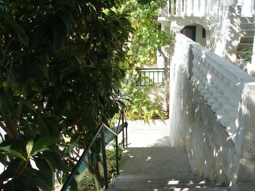 Apartments Sonja - 100 M From Sea